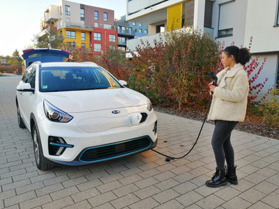 Comment fonctionne la recharge d'une voiture électrique ?