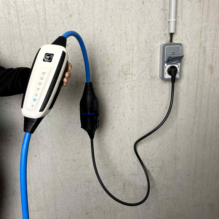 NRGkick Adaptateur Prise 16A 5Pol - Accessoire Charge 11 KW Max Pour Véhicule Électrique